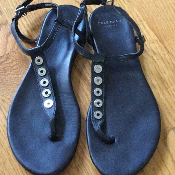 Sandals - Picture 1 of 5